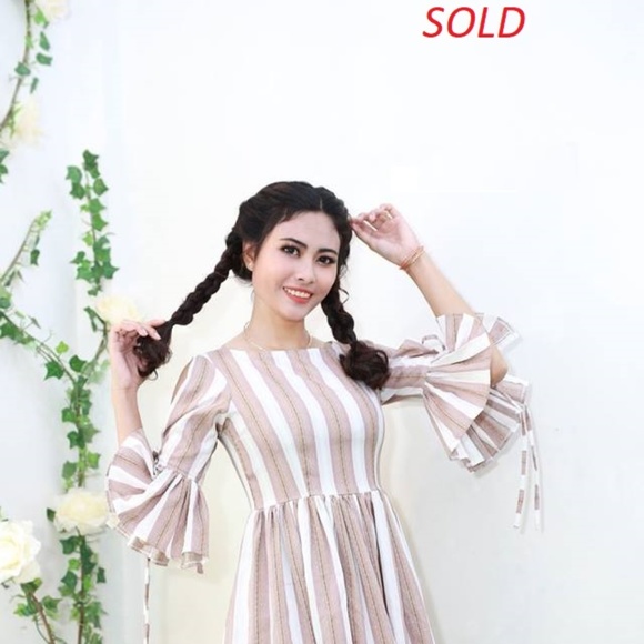 dresses - Picture 2 of 2